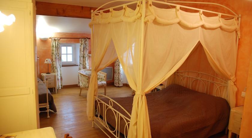 Couette Et Potager D'Antan Bed & Breakfast Melle  Bilik gambar